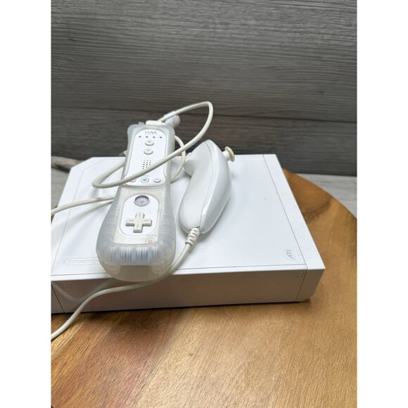 Nintendo Wii Console Wii Bundle (TESTED) Read Description - Picture 2 of 6